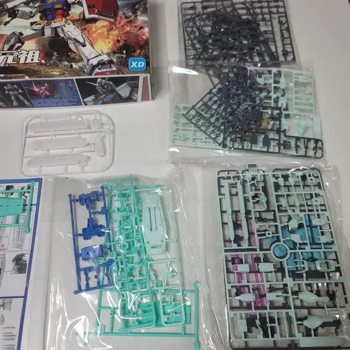 [BUNJANG] Chinese Made HG First Gundam Plastic Model Kit / 중국제 HG 퍼스트건담