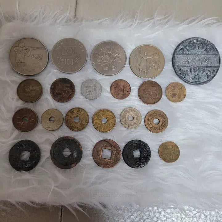 [BUNJANG] Collection of Vintage Korean Coins / 옛날 한국주화모음.(수집용).