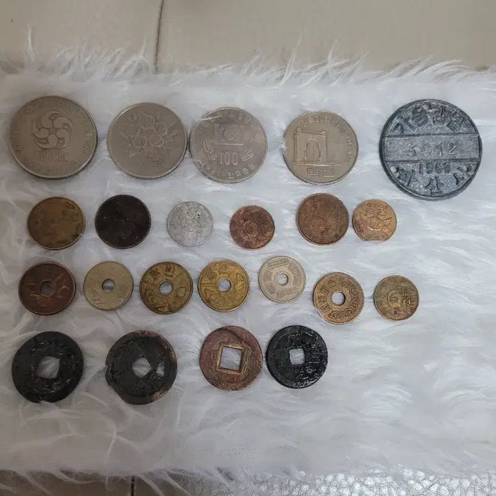 [BUNJANG] Collection of Vintage Korean Coins / 옛날 한국주화모음.(수집용).