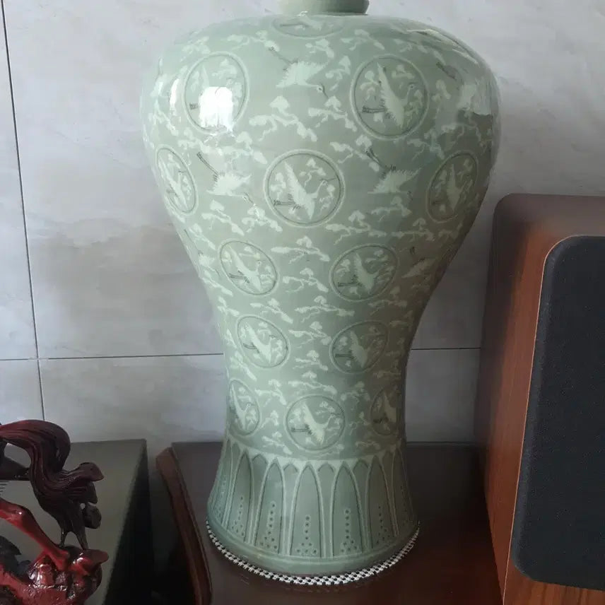 [BUNJANG] Inlaid Crane and Cloud Motif Maebyeong Vase / 청자 상감운학문 매병(오늘 하루 23만원)
