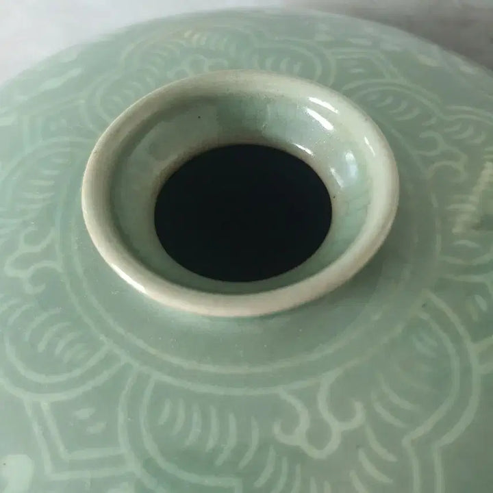 [BUNJANG] Inlaid Crane and Cloud Motif Maebyeong Vase / 청자 상감운학문 매병(오늘 하루 23만원)