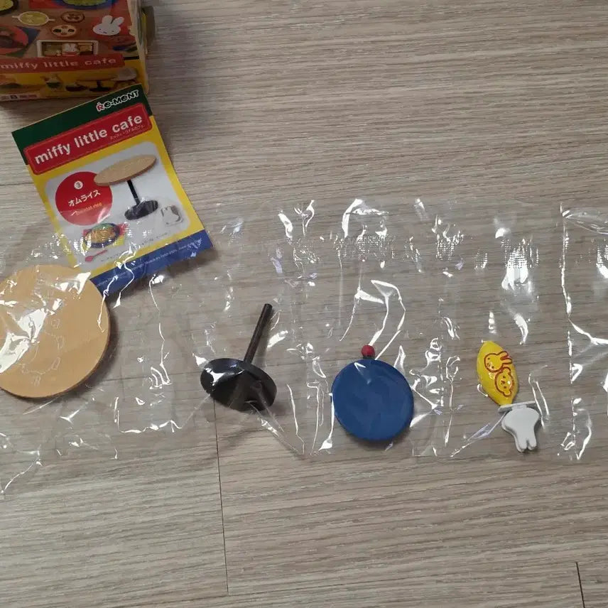 [BUNJANG] Miffy Little Cafe Miniature Food Set / 미피 리멘트 식완 오므라이스