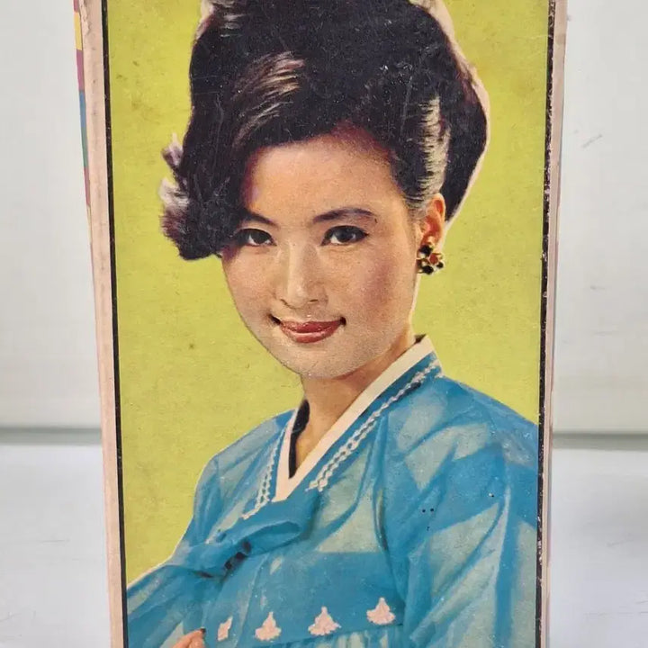 [BUNJANG] Vintage Celebrity Matchbox Set (2 Pieces) / 근대사 수집 자료 옛날 민속품 연예인 통성냥 2점