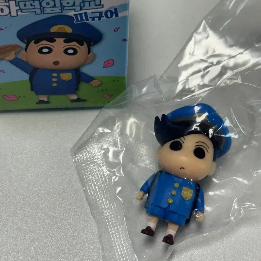 [BUNJANG] Crayon Shin-chan Tenka Ttoip School Figure - Cheolsu / 짱구는못말려 천하떡잎학교 피규어 철수
