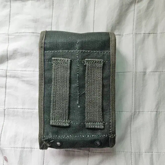 [BUNJANG] Vietnam War Original M1 Carbine Magazine Pouch + Toystar M1 Carbine Magazines (x4) / 베트남전 오리지널 카빈 탄창 파우치 + 토이스타 카빈 탄창