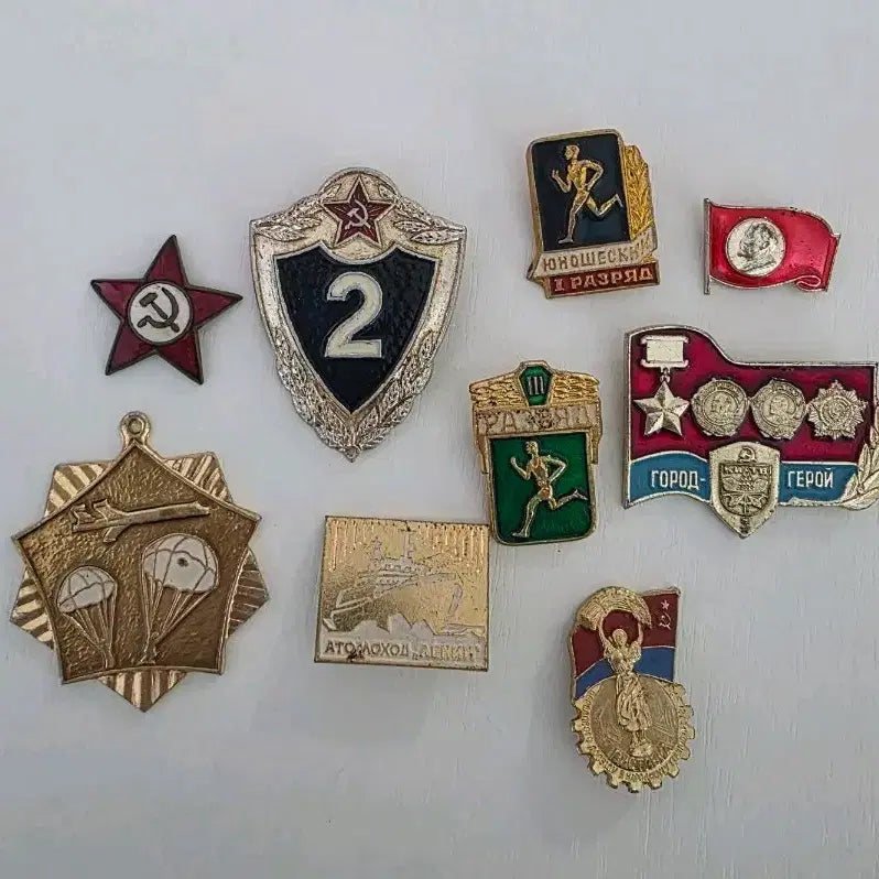 [BUNJANG] Soviet Badges/Pins Set (9 Types) / 소련 뱃지/핀 9종