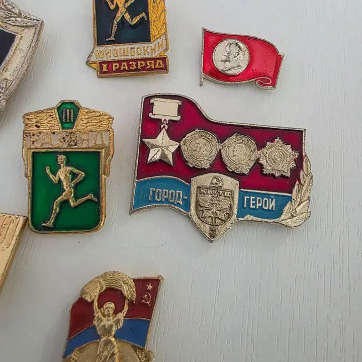 [BUNJANG] Soviet Badges/Pins Set (9 Types) / 소련 뱃지/핀 9종