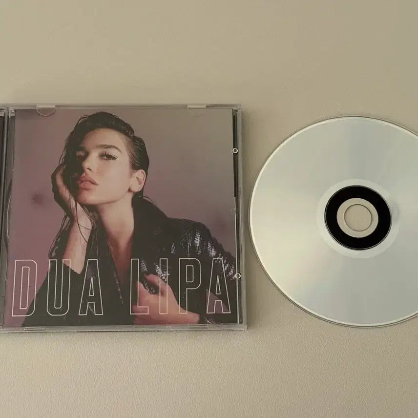 [BUNJANG] Dua Lipa Radical Optimism Deluxe Edition CD / 두아 리파 Dua Lipa 팝송 음악 CD 앨범 팝니다