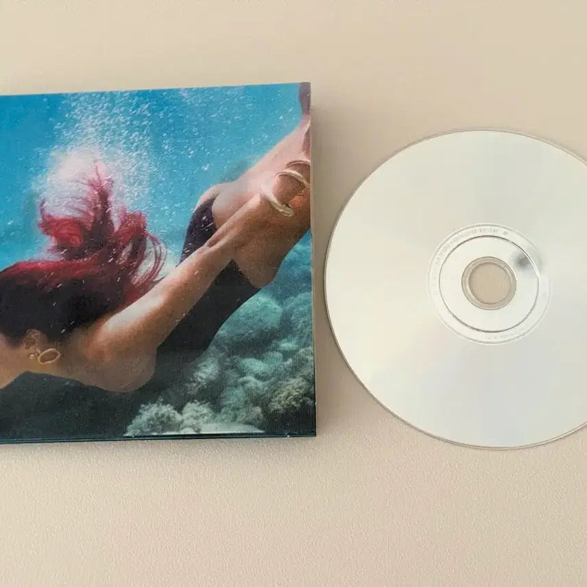 [BUNJANG] Dua Lipa Radical Optimism Deluxe Edition CD / 두아 리파 Dua Lipa 팝송 음악 CD 앨범 팝니다