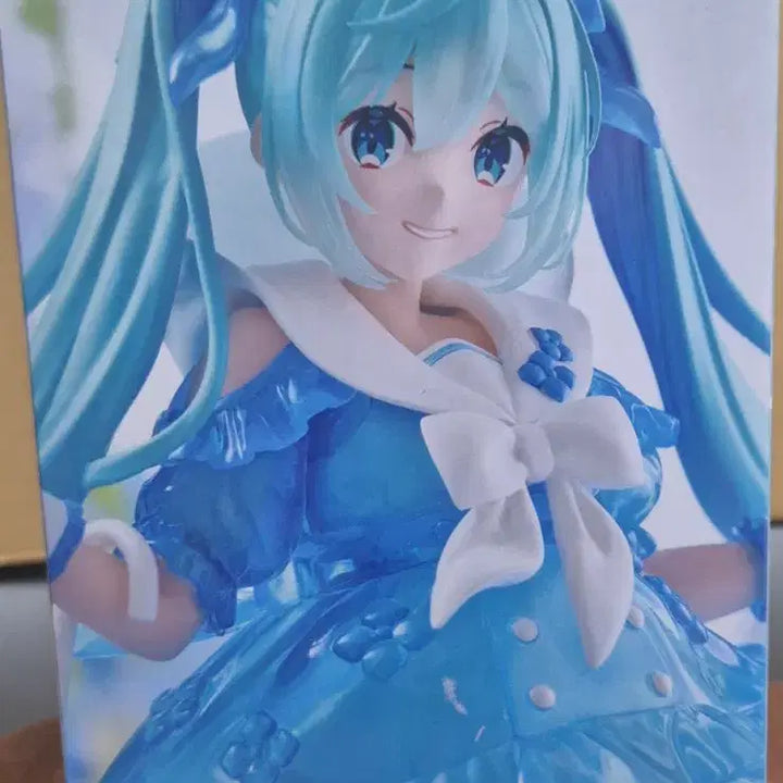 [BUNJANG] Hatsune Miku Trio-Try-iT Rainy Dance Figure (Sealed) / 미개봉)) 하츠네 미쿠 Trio-Try-iT 피규어 레이니 댄스