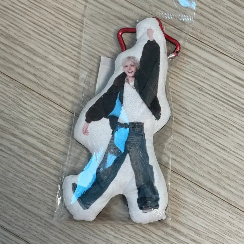 [BUNJANG] TREASURE Yoshi Doll Keychain / 트레저 요시 인형 키링