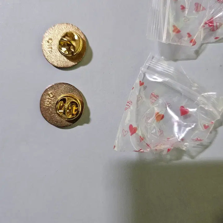 [BUNJANG] Slam Dunk Jump Shop Original Metal Pin Badge Set - Taegang Rukawa / 슬램덩크 오리지널 점프샵 핀뱃지 서태웅, 루카와 철제뱃지 고전