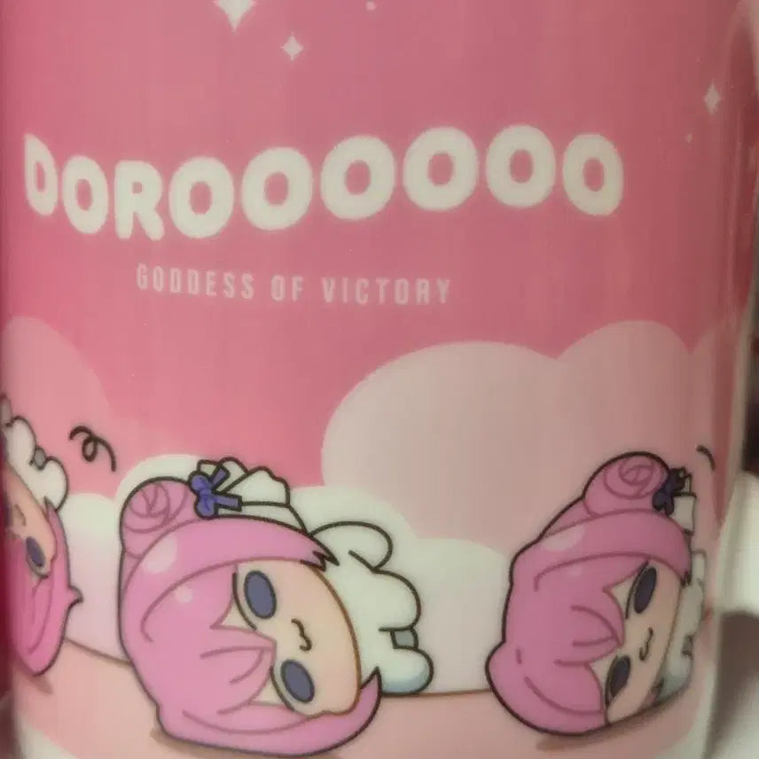 [BUNJANG] Goddess of Victory: Nikke Dorothy Dororong Plush Doll &amp; Mug Cup Bundle Set / 니케 도로시 도로롱 봉제인형 + 도로롱 머그컵 일괄판매 합니다