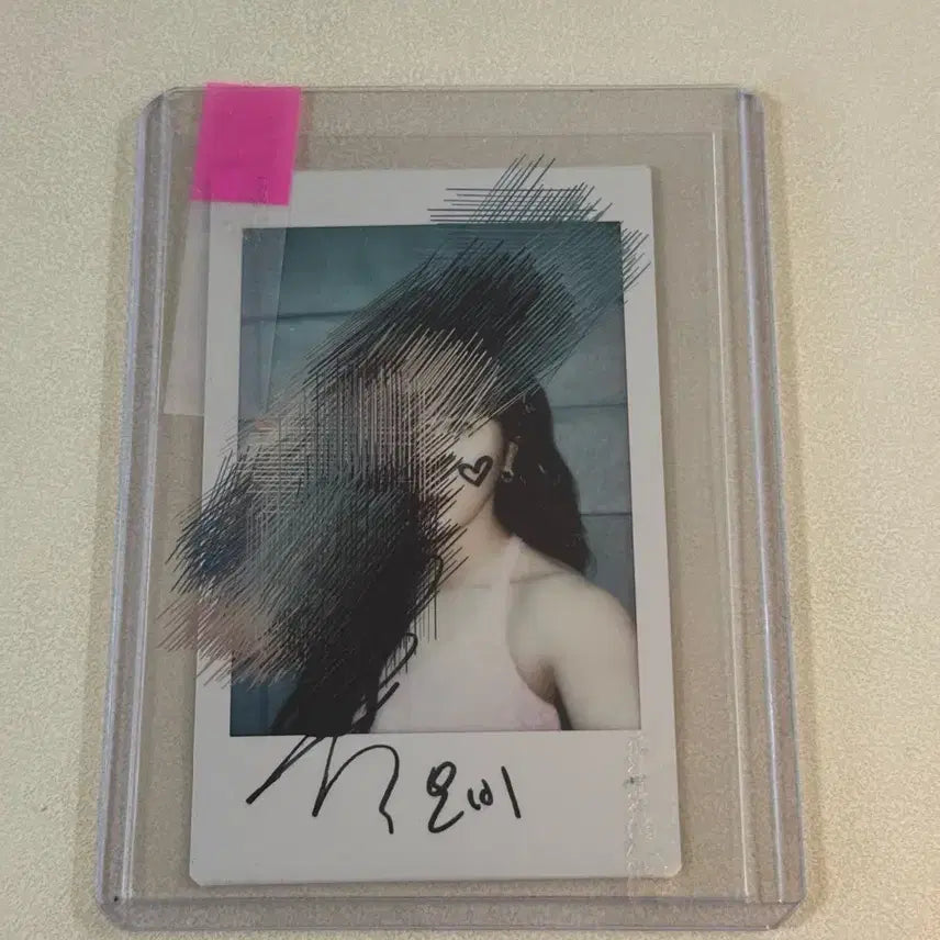 [BUNJANG] Kwon Eun Bi Signed Polaroid Photocard / 권은비 서든어택 싸인 폴라