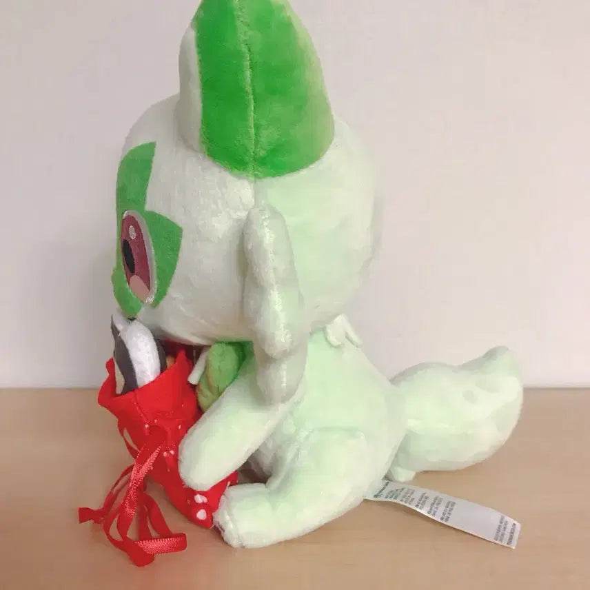 [BUNJANG] Pokemon Sprigatito Christmas Plush / 포켓몬 나오하 냐오하 크리스마스 인형
