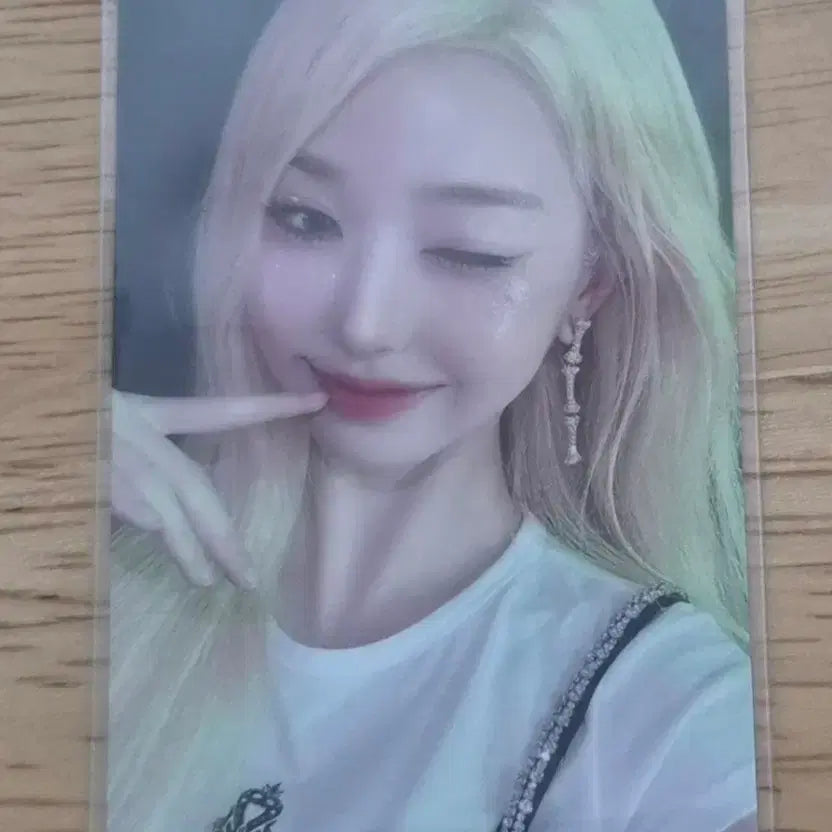 [BUNJANG] IVE Wonyoung MINE High-Touch Japan Exclusive POB Photocard / 아이브 원영 MINE 하이터치 일본 회장한정 미공개포카 양도합니다