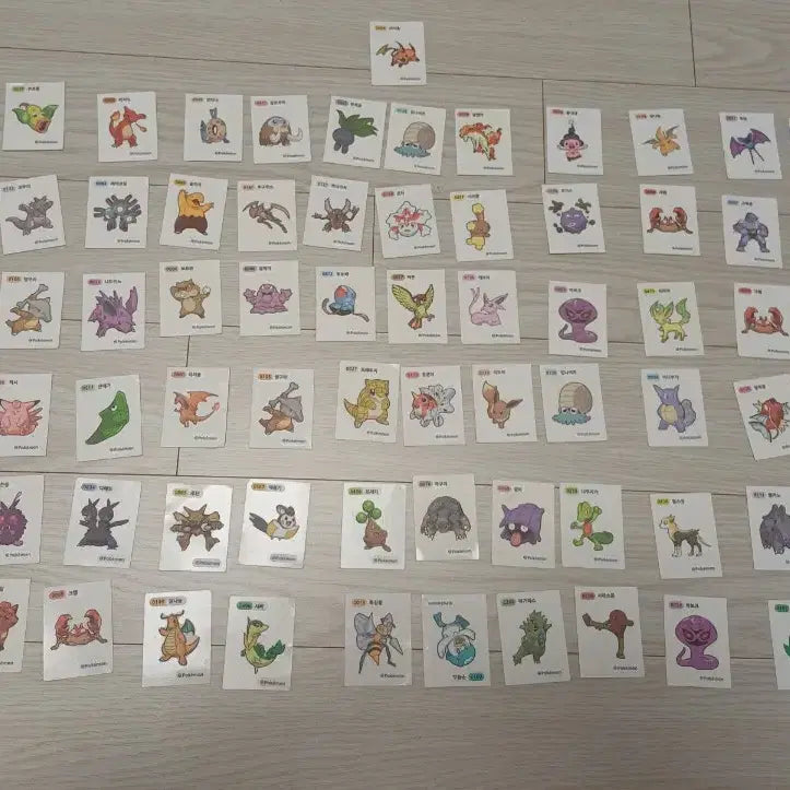 [BUNJANG] Pokemon Bread Stickers 82-Piece Set / 포켓몬스터 띠부띠부씰 스티커 82장 판매