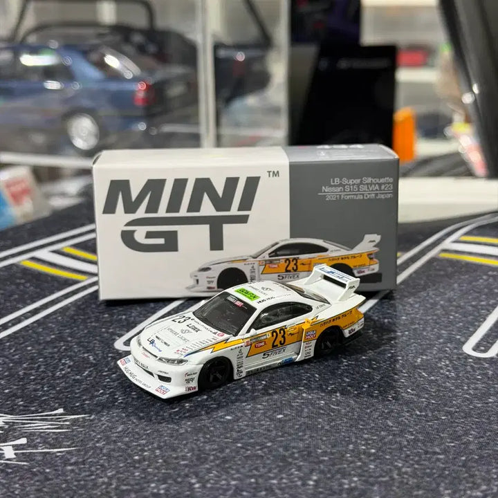 [BUNJANG] 1:64 Mini GT Nissan Silvia S15 Liberty Walk 