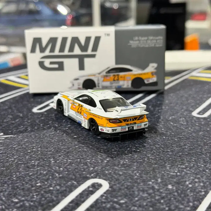 [BUNJANG] 1:64 Mini GT Nissan Silvia S15 Liberty Walk 
