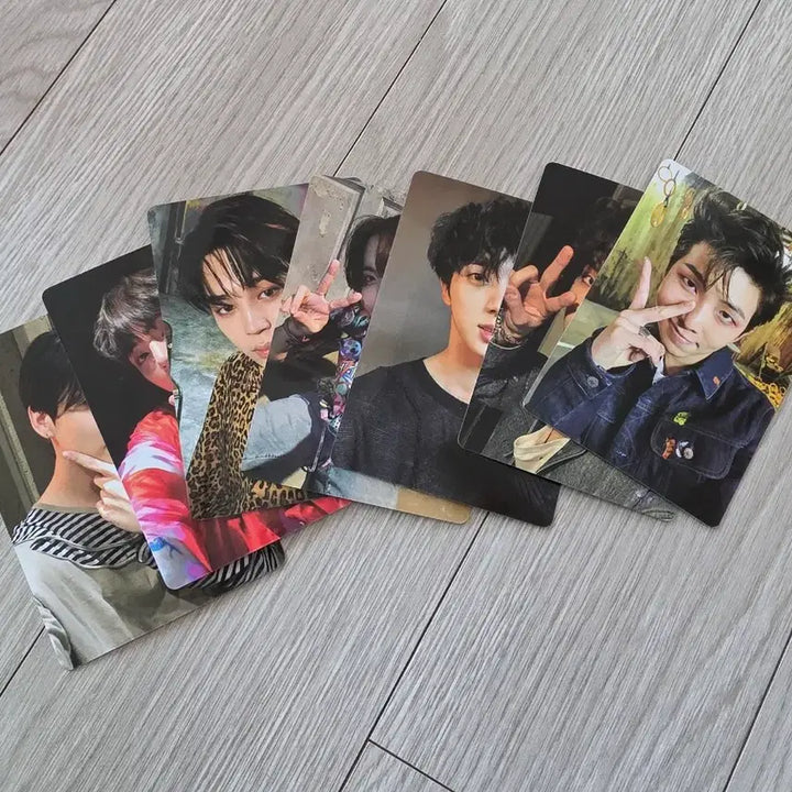 [BUNJANG] BTS ARMY Bomb Ver.3 Photocard Set / 아미밤3 삼미밤 판매합니다 포카 포함