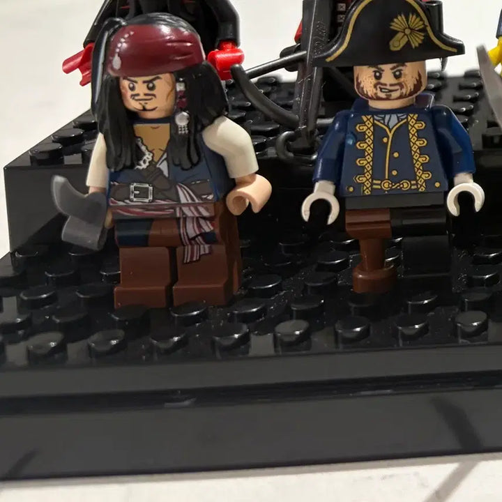 [BUNJANG] LEGO Pirates of the Caribbean Figures (2-Pack) / 레고 캐리비안해적 피규어 2개