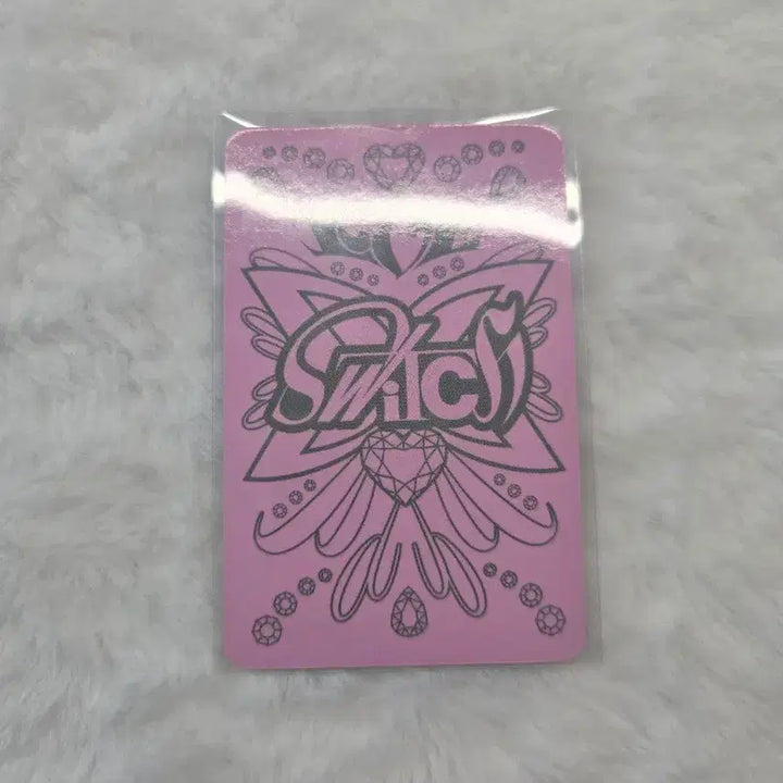 [BUNJANG] LEESEO Switch Loved Photocard / 이서 스위치 러브드 앨포