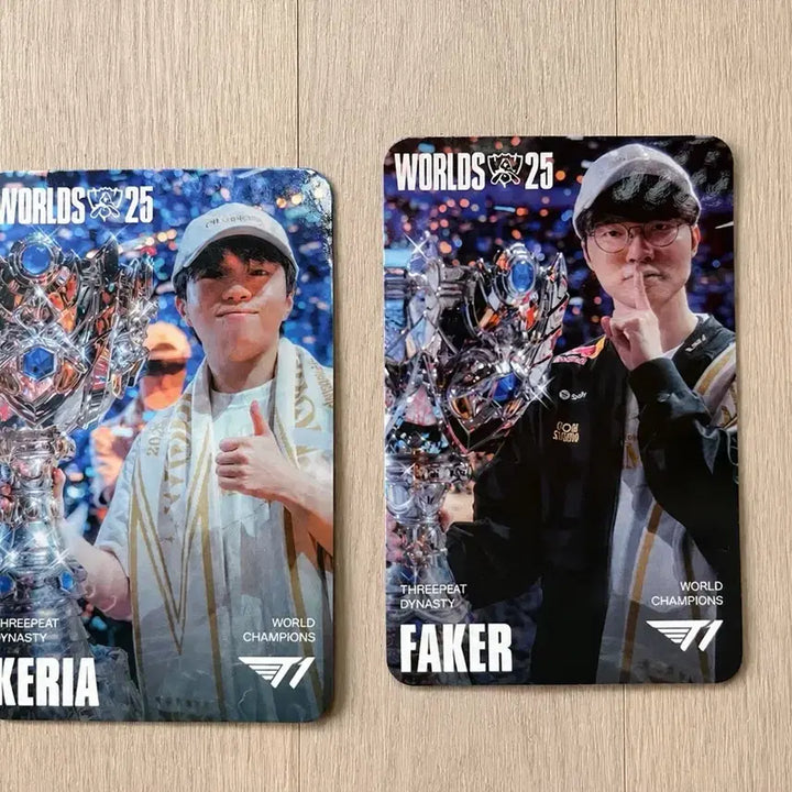 [BUNJANG] T1 Faker Keria Worlds Championship Photocard / MSI 대전 펜페스타 T1 페이커 케리아 월즈 우승 포토카드
