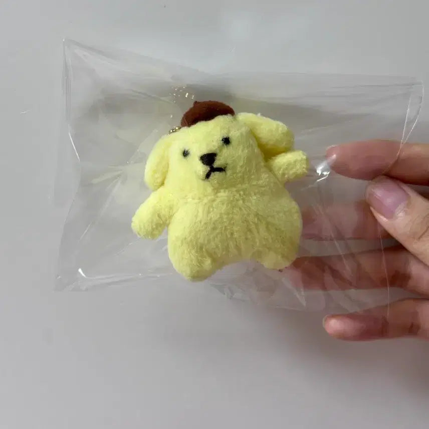 [BUNJANG] Sanrio Pompompurin 1996 Vintage Plush Charm &amp; Badge Set / 초레어 산리오 고전 초기 96 폼폼푸린 인형 키링 뱃지