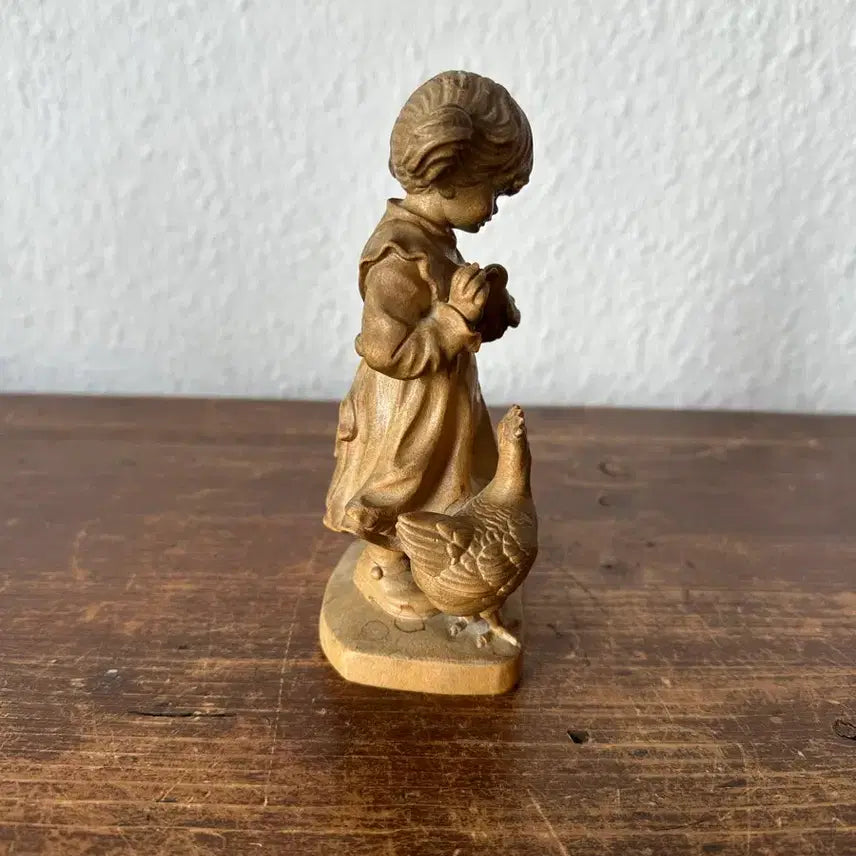 [BUNJANG] German Vintage Wood Carving Figurine / 독일)빈티지 우드 소녀 조각상
