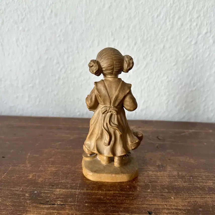 [BUNJANG] German Vintage Wood Carving Figurine / 독일)빈티지 우드 소녀 조각상