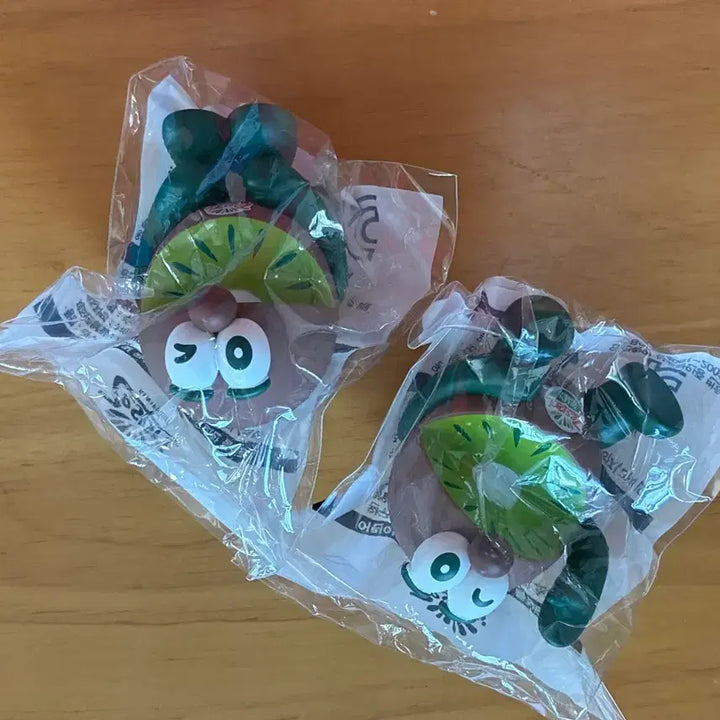 [BUNJANG] Zespri SunGold Kiwifruit Brothers Figure (Choose 1 of 2) / 제스프리 신나리셔스 키위브라더스 피규어 2종 택1