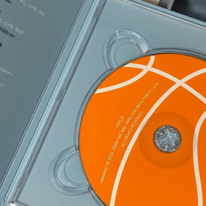 [BUNJANG] The Legend of Little Basketball OST, Program Book, and Actor Polaroids / 뮤지컬 20전설의리틀농구단 ost + 22프로그램북 + 배우 폴라
