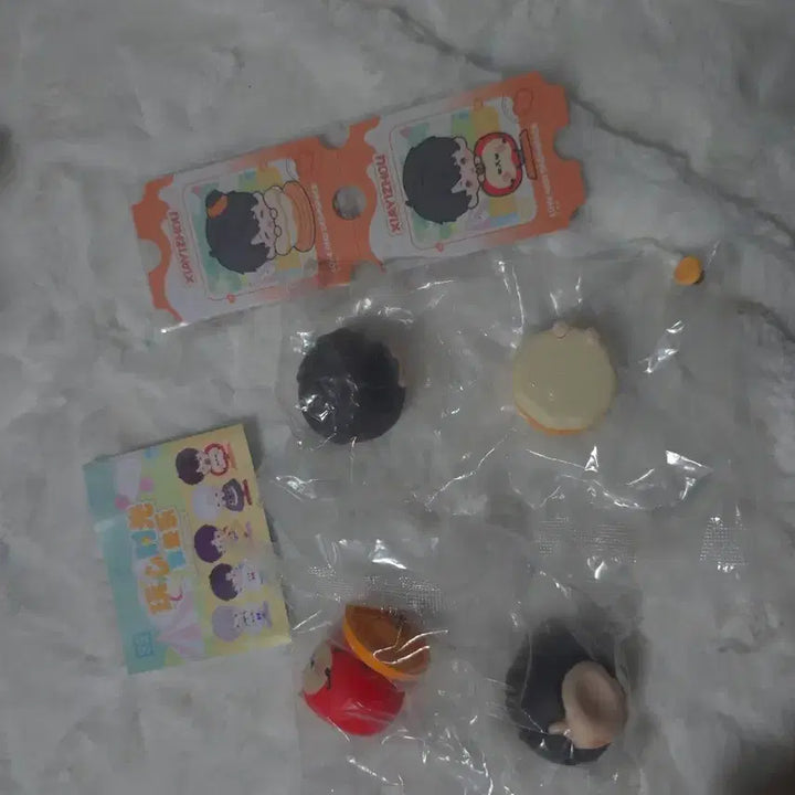 [BUNJANG] Howooz Stacking Figure Set (Sealed) / 럽딥 러브앤딥스페이스 하우주 스태킹 피규어 미개봉