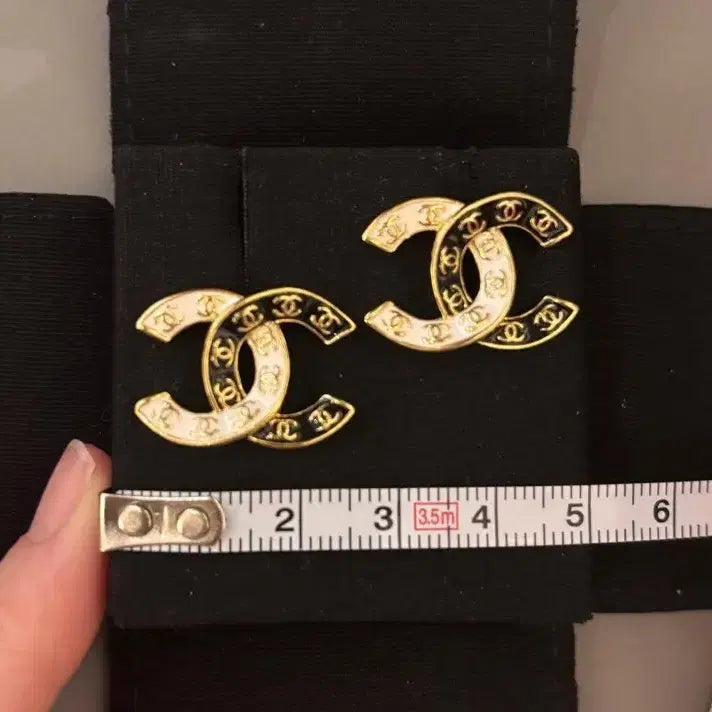 [BUNJANG] Chanel Coco Mark Earrings / 샤넬 코코마크 귀걸이