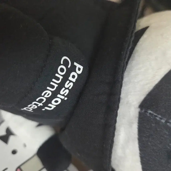 [BUNJANG] Soohorang Pyeongchang Long Padded Coat Plush Doll / 평창 롱패딩 수호랑