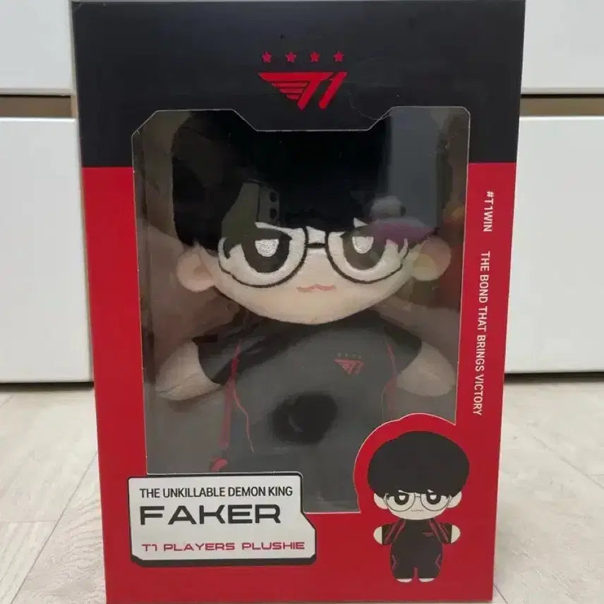 [BUNJANG] T1 Faker 20cm Doll Full Set 2024 / 2024 T1 페이커 20cm 풀구성