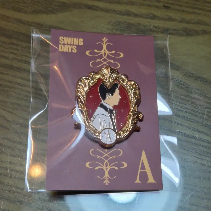 [BUNJANG] Swing Days Yuhil Hyung Badge / 스윙데이즈 유일형 뱃지