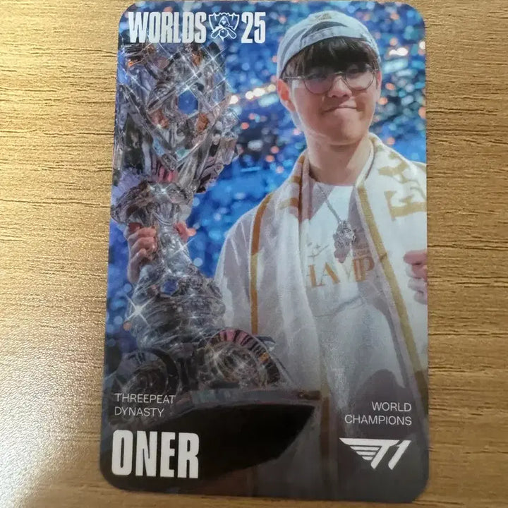 [BUNJANG] T1 Faker World Champion Commemorative Card / MSI대전 팬페스타 T1 오너 월드 챔피언 기념 카드