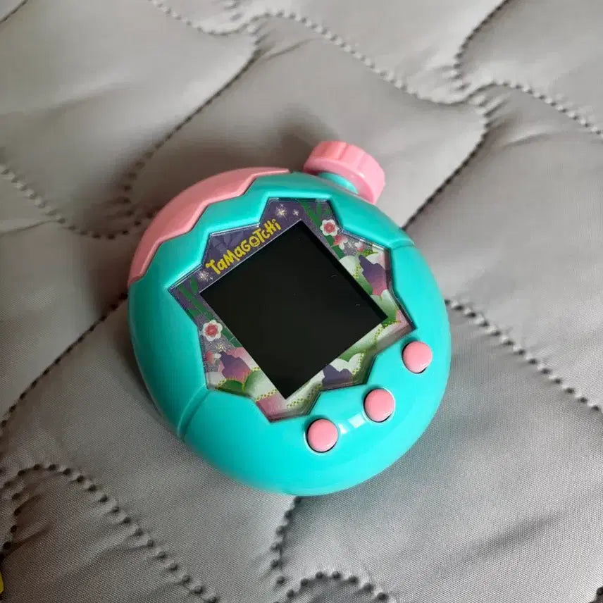 [BUNJANG] Tamagotchi Paradise Jade With Box / 다마고치 파라다이스 제이드 (박스있음)