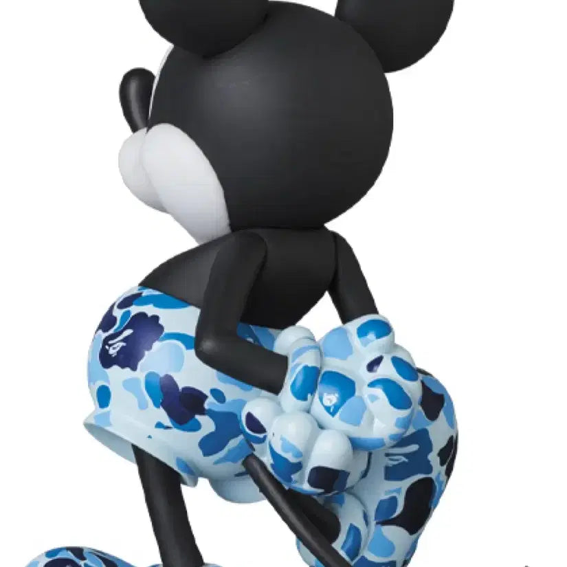 [BUNJANG] Bape x Mickey Mouse 90th Anniversary Figure Blue Camo / Bape x Mickey mouse 90th Anniversary 피규어