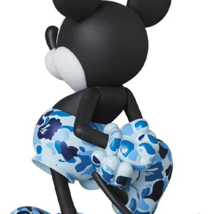 [BUNJANG] Bape x Mickey Mouse 90th Anniversary Figure Blue Camo / Bape x Mickey mouse 90th Anniversary 피규어