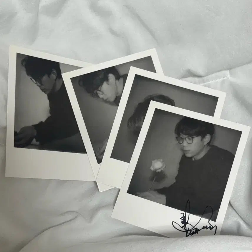 [BUNJANG] 10CM Kwon Jung-yeol Autographed Polaroid Set / 10CM 권정열 4.3  친필싸인 폴라