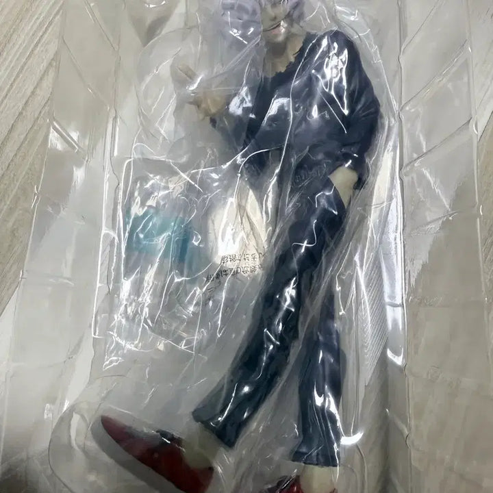 [BUNJANG] Tomura Shigaraki Figure / 토무라 시가라키 피규어 정품(예쁜 인형증정)