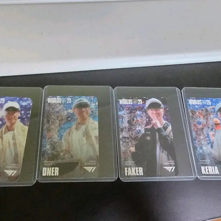 [BUNJANG] T1 LOL Worlds MSI Fan Festa Photocard Bundle Set (Do-O-P-K) / MSI 팬페스타 T1 LOL 월즈 포토카드 (도오페케)