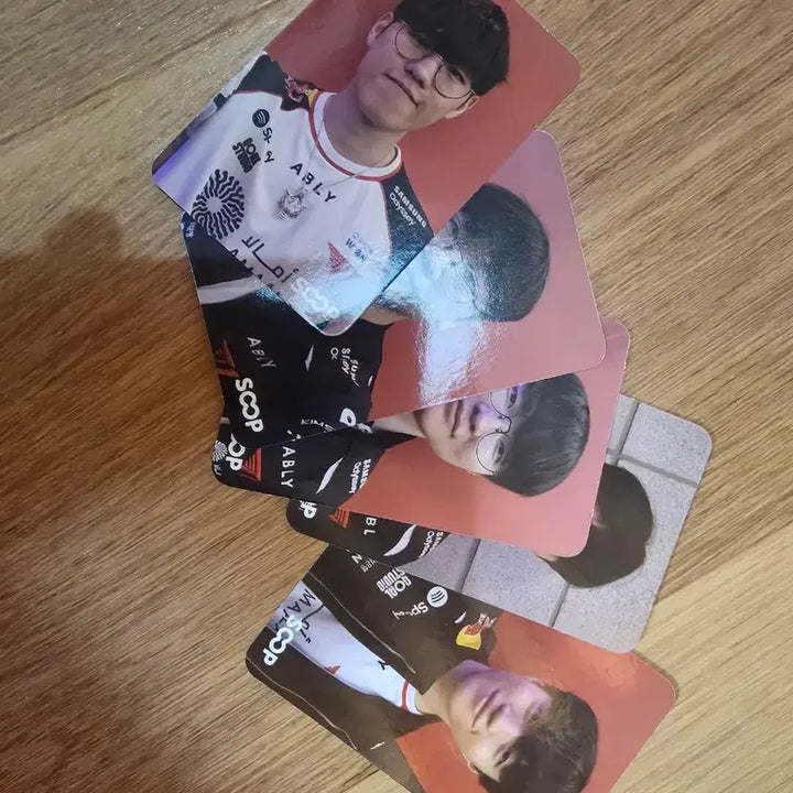 [BUNJANG] T1 Faker Worlds 25th Anniversary Photocard / T1 오너 월즈25+ 티원 숲 단체 포토카드