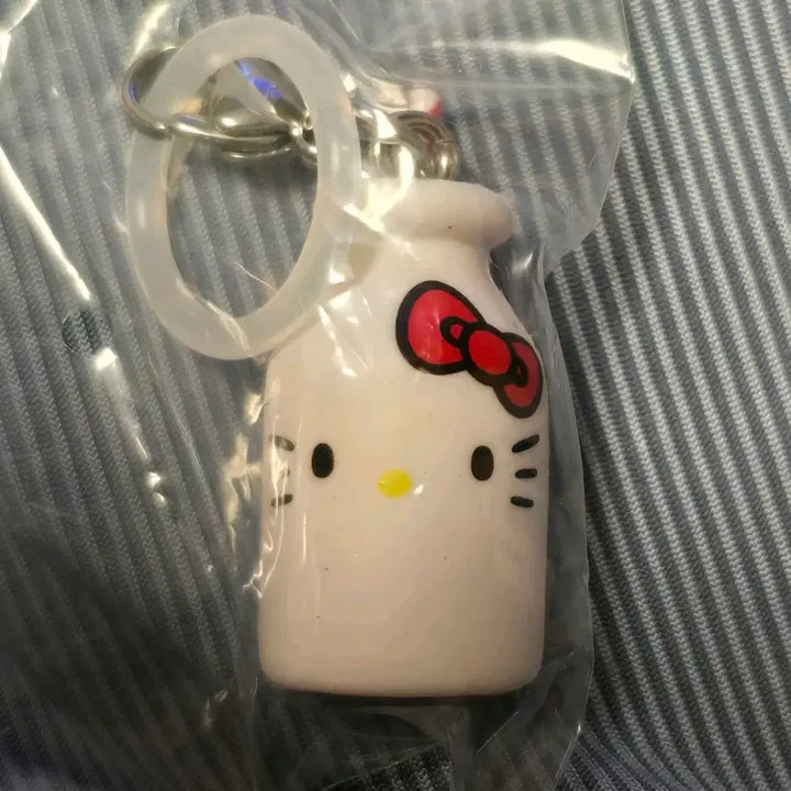 [BUNJANG] Hello Kitty American Design Mejurushi Keyring / Milk / 헬로키티 아메리칸 디자인 메지루시 키링 /밀크