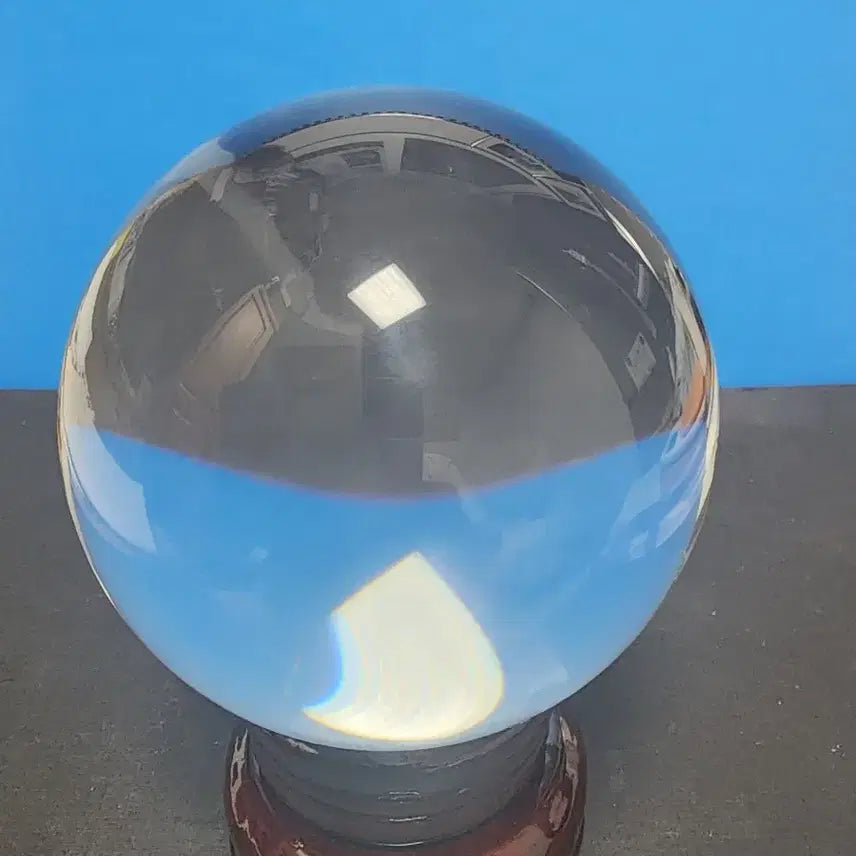 [BUNJANG] Large Natural Clear Crystal Ball (8cm) with Stand / 천연 투명 대형 수정구체(8cm)+받침대