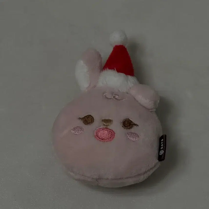 [BUNJANG] Day6 Denimals Petitimals 2023 Concert Santa Phil Keyring / 데이식스 데니멀즈 쁘띠멀즈 2023 클콘 산타 필 키링