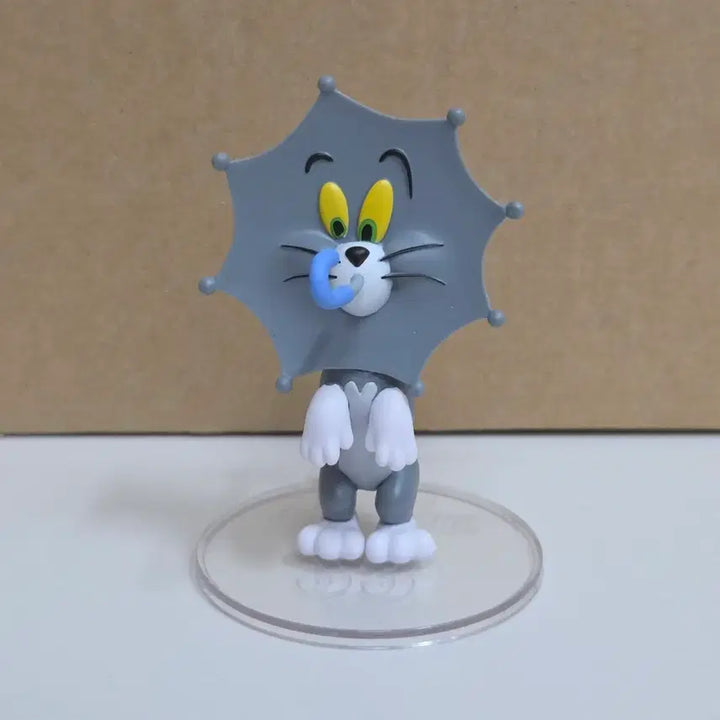 [BUNJANG] Tom &amp; Jerry Funny Art Collection Tom Eating Umbrella Figure / 톰과 제리 퍼니 아트 컬렉션 우산을 먹은 톰 피규어
