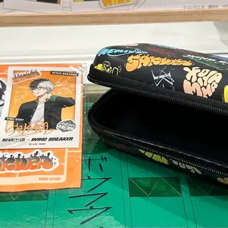 [BUNJANG] Winbre Collab Glasses Case &amp; Cleaner Set / 윈브레 콜라보 안경케이스&amp;안경클리너(+덤)